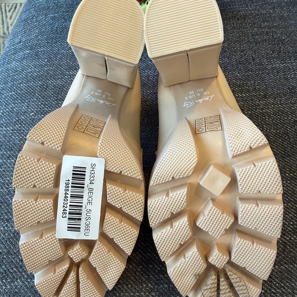 NWOT London Rag Women Y2K Lt Beige Chunky  Platform Heel Chain Loafer PUMP Sz 5 - Picture 10 of 12